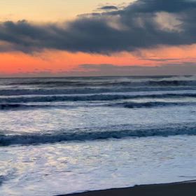 3月22日千葉北、東浪見の朝の波の画像