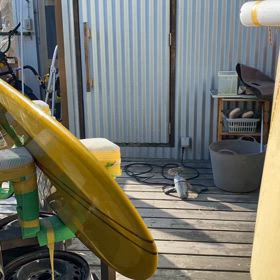 本日の新入りさん^_^ロングボードOHリペアの画像