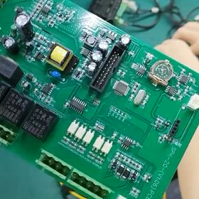 PCB基板のチッププログラム複製・解読の画像