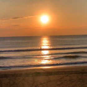 2月27日千葉北、東浪見の朝の波の画像
