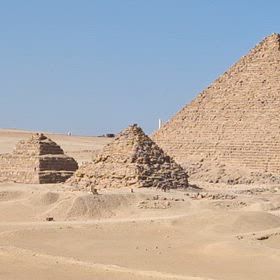 エジプト旅行2日目…ピラミッドとスフィンクスの画像