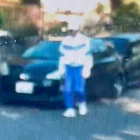 軽く睨み合い！　Σ('◉⌓◉’)の画像