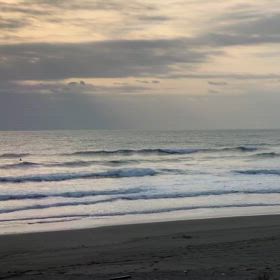 3月15日千葉北、東浪見の朝の波の画像