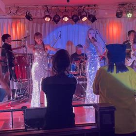 歳いった大人の社交場の画像