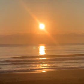 2月14日千葉北、東浪見の朝の波の画像