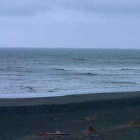 3月28日千葉北、東浪見の朝の波の画像