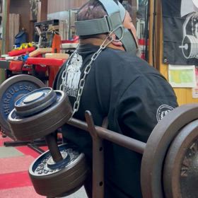 首の鍛錬の画像