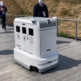 大阪・関西万博 で会える ゴミ箱ロボットの画像