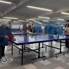 スーパーおばあちゃんの画像