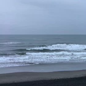 4月4日千葉北、東浪見の朝の波の画像