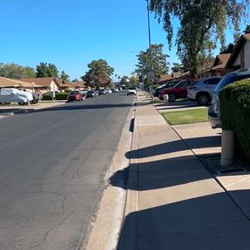 何やってるの？の画像