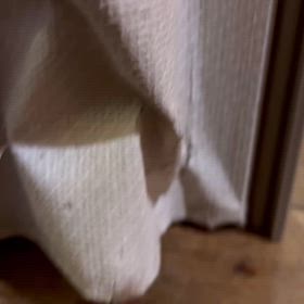 脱衣所入口のアコーディオンカーテンが古くて壊れていたので交換しました｡の画像