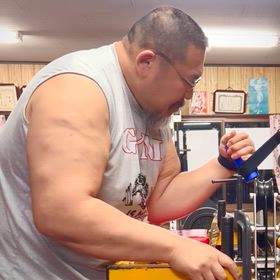 フックの補強トレーニングの画像