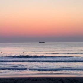 3月22日千葉北、東浪見の朝の波の画像