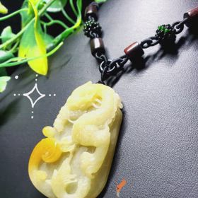 高級ビルマ翡翠　宝珠龍・ペンダントの画像