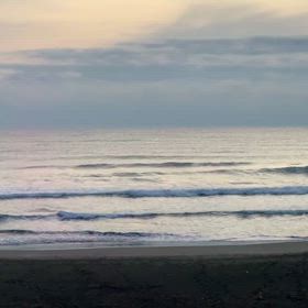 1月27日千葉北、東浪見の朝の波の画像