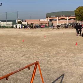 男子走り幅跳びレース前アップ③の画像