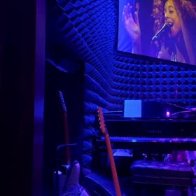 大人気のショーの画像