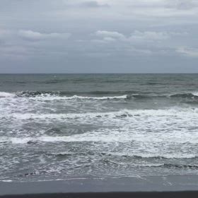 3月7日千葉北、東浪見の朝の波の画像