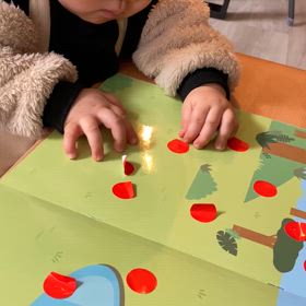 指先が器用になってきました〜生後11ヶ月後半〜の画像