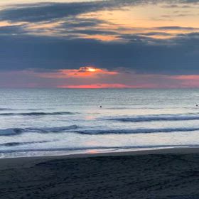 1月19日千葉北、東浪見の朝の波の画像