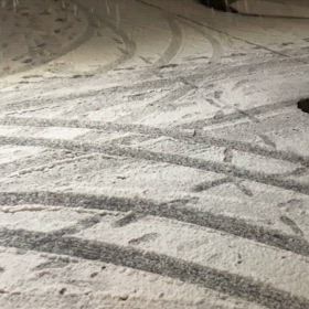 雪に弱い東京の画像