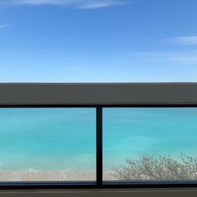 海の青と空の青の画像