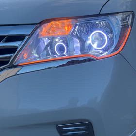 ヘッドライト一体型シーケンシャルウインカーの画像