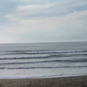 6月12日千葉北、東浪見の朝の波の画像