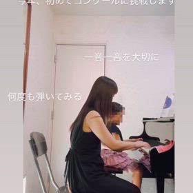 小さなピアニストの画像