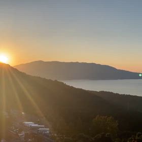 是非 お越しください。の画像