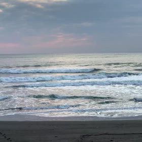 11月8日千葉北、東浪見の朝の波の画像