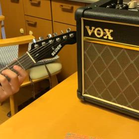 VOXの小型ギターアンプ　福島市ギター教室の画像
