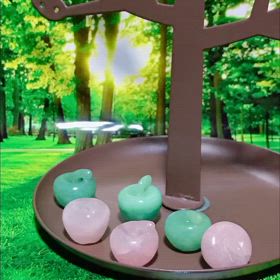 天然石の可愛いリンゴ✨の画像