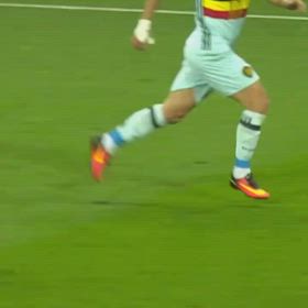 ボールの置き場所、ボールの持ち方の基本の画像