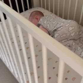 寝返り期でもぐっすり安心！スワドルアップ™ステージ3で叶える快適お昼寝タイムの画像