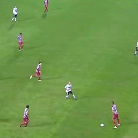 すべて利き足の画像