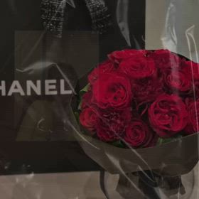 世界規模で輝く女神サロンって？の画像