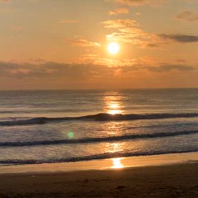 2月21日千葉北、東浪見の朝の波の画像