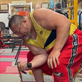 右のリハビリの画像