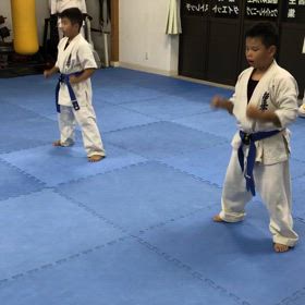 型の練習の画像