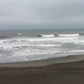 3月9日千葉北、東浪見の朝の波の画像