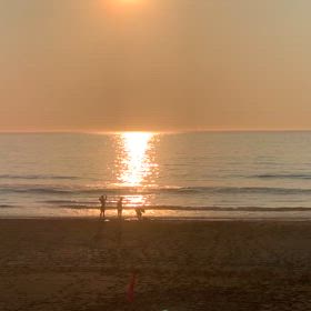 8月21日千葉北、東浪見の朝の波の画像