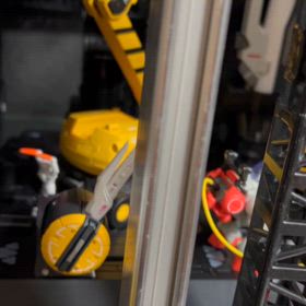 1横スライドで見る解体匠機νガンダム〜格納庫〜の画像