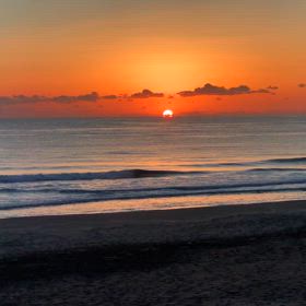 12月18日千葉北、東浪見の朝の波の画像