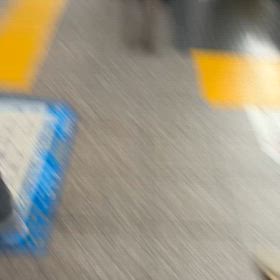 出勤爆速階段二段駆け下りオネーサンの画像