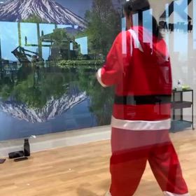 ニセサンタ現る？の画像