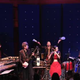 １０／５はAUNJの画像