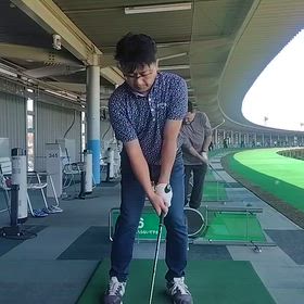 両脇スイングの画像