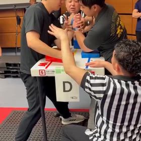 安部ちゃんの勇姿の画像